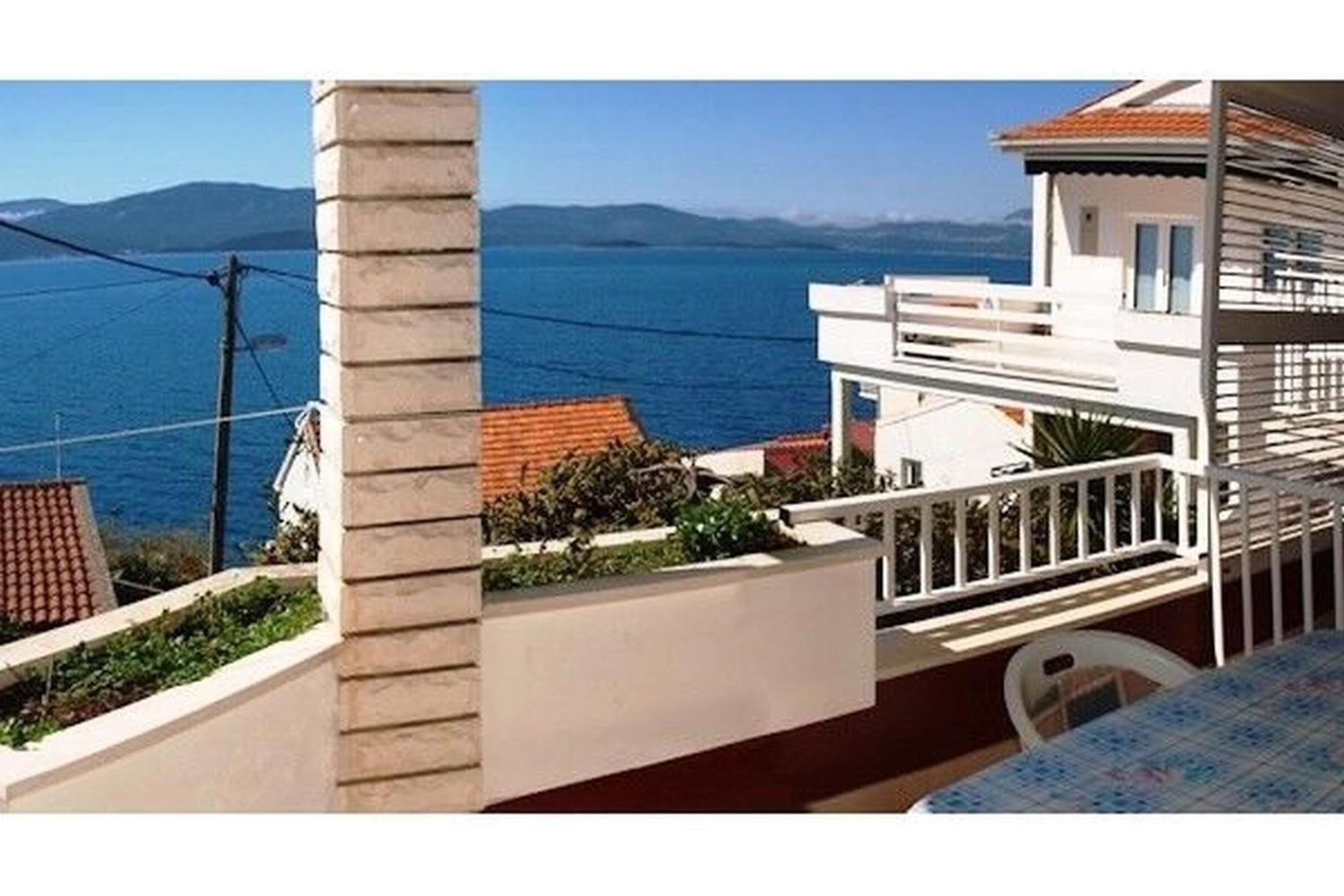 Apartments And Rooms Florijan Klek Exterior foto